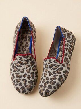 Rothy's Women's Beige Gray Animal Print Slip-On Round Toe Loafer Shoes 6.5w